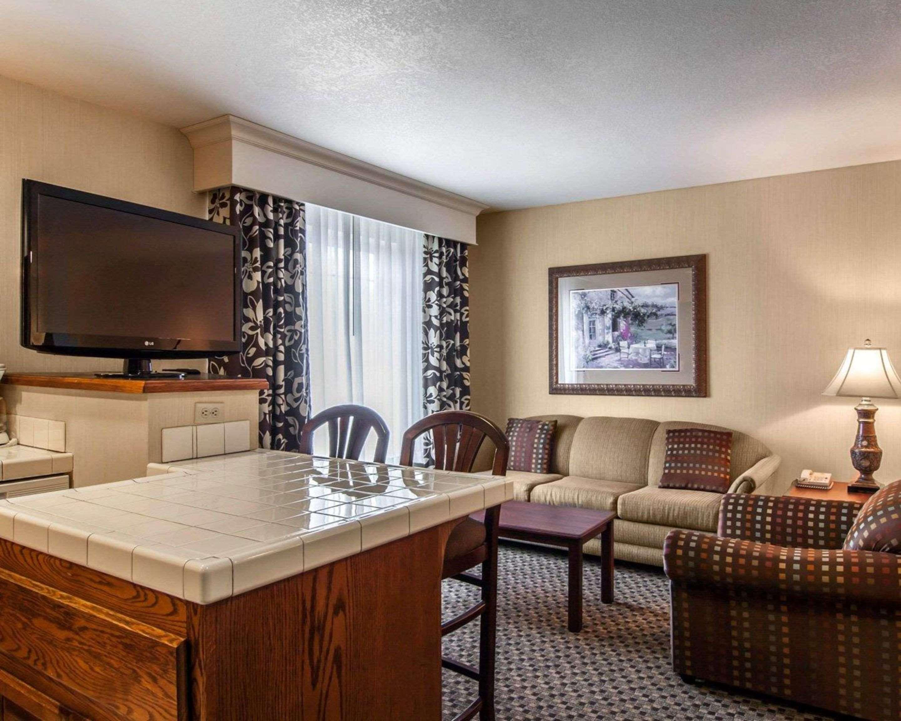 Comfort Suites Corvallis Extérieur photo